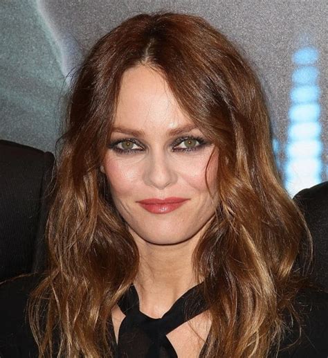 vanessa paradis age.